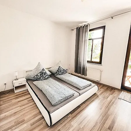 Zentrum, 2R, Balkon, WiFi, 4P, modern, ruhig Chemnitz Exterior foto
